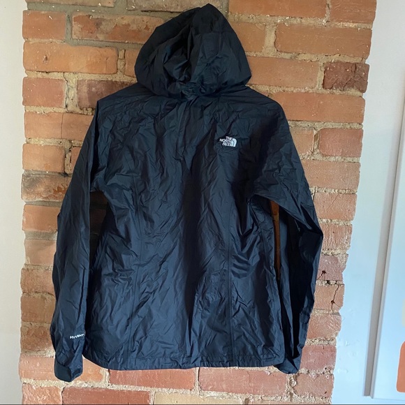 The North Face 2.5L Rain Jacket - Picture 3 of 8